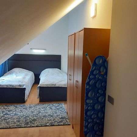 Loft Style Apartments In Kaunas Center Buitenkant foto
