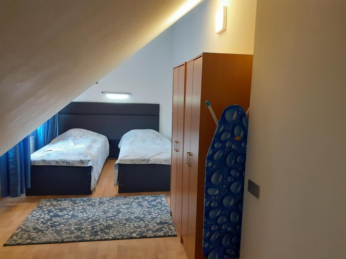Loft Style Apartments In Kaunas Center Buitenkant foto